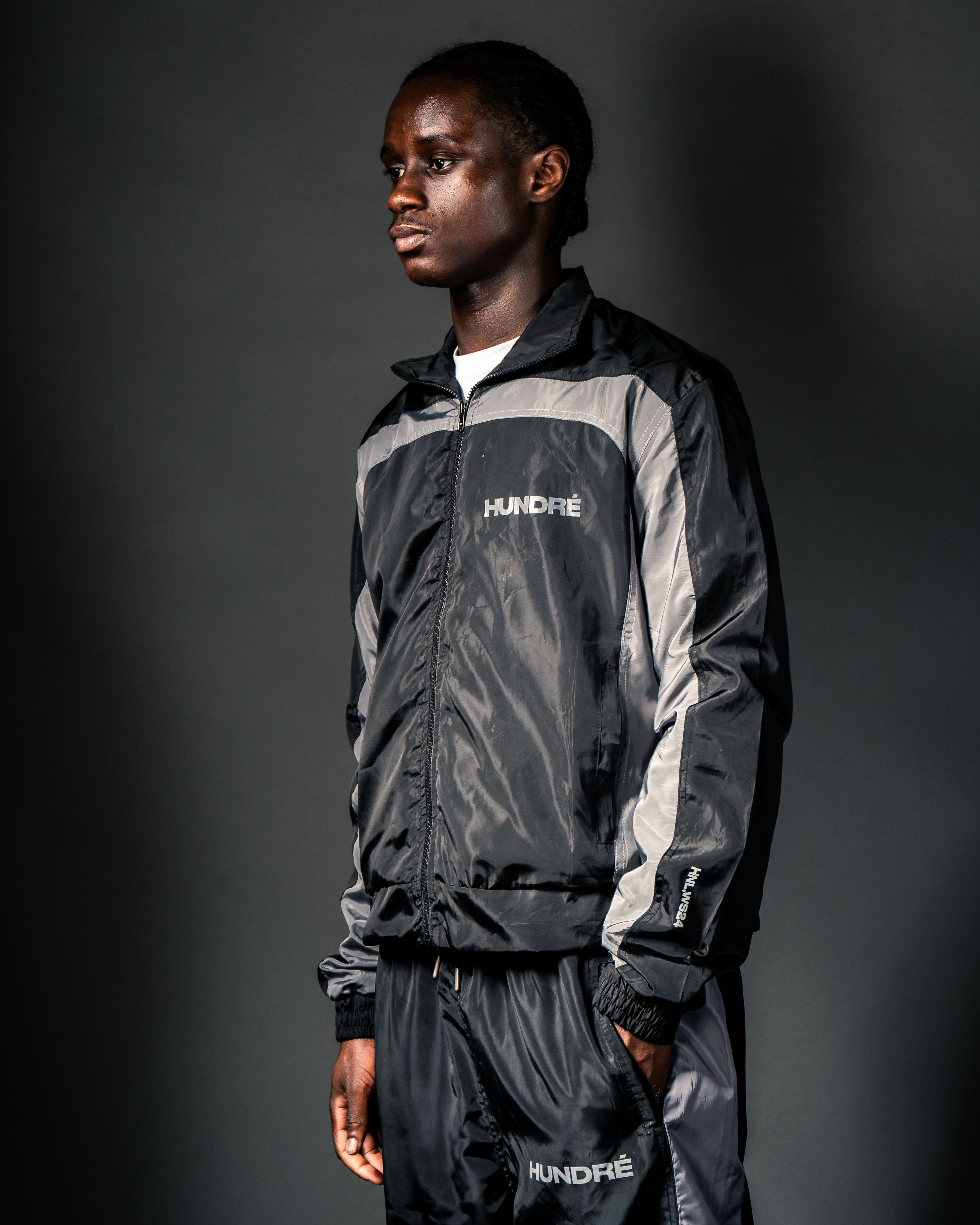 HUNDRÉ WINDBREAKER TOP